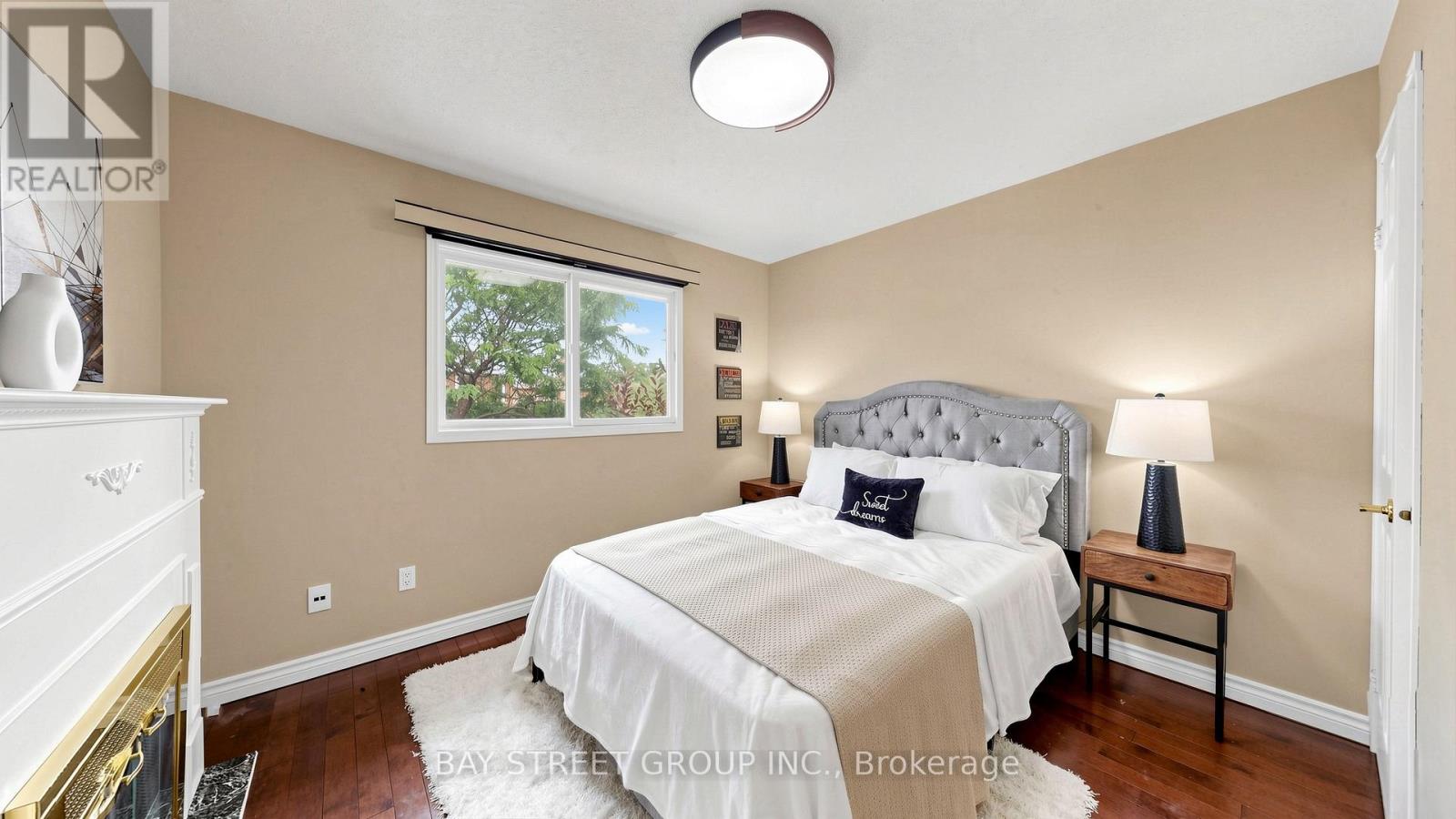26 Kew Gardens Property Photo 28