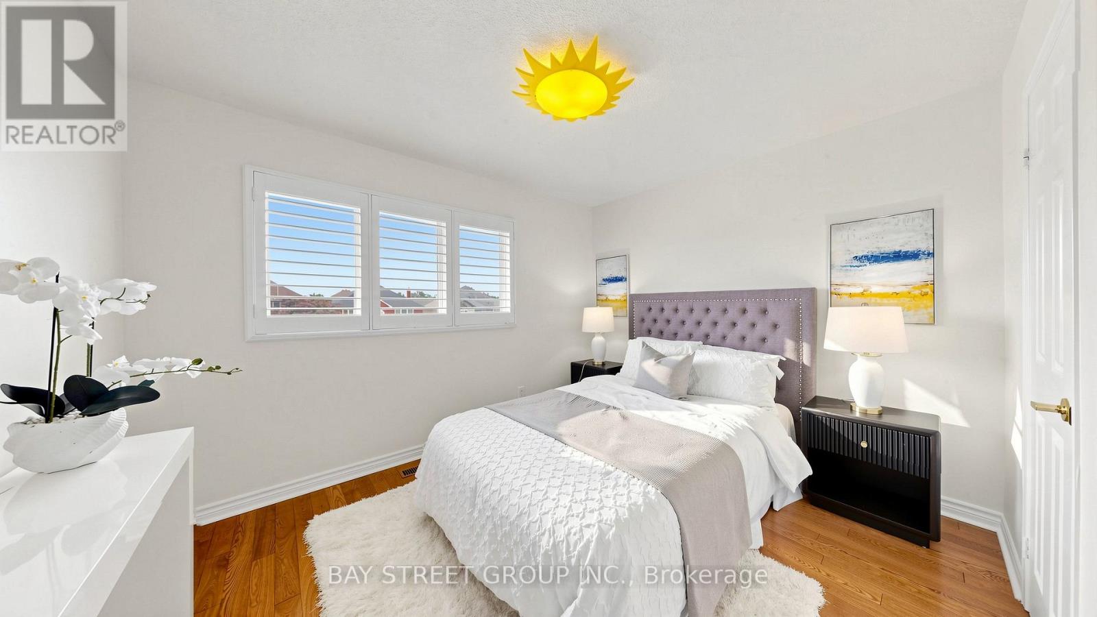 26 Kew Gardens Property Photo 29
