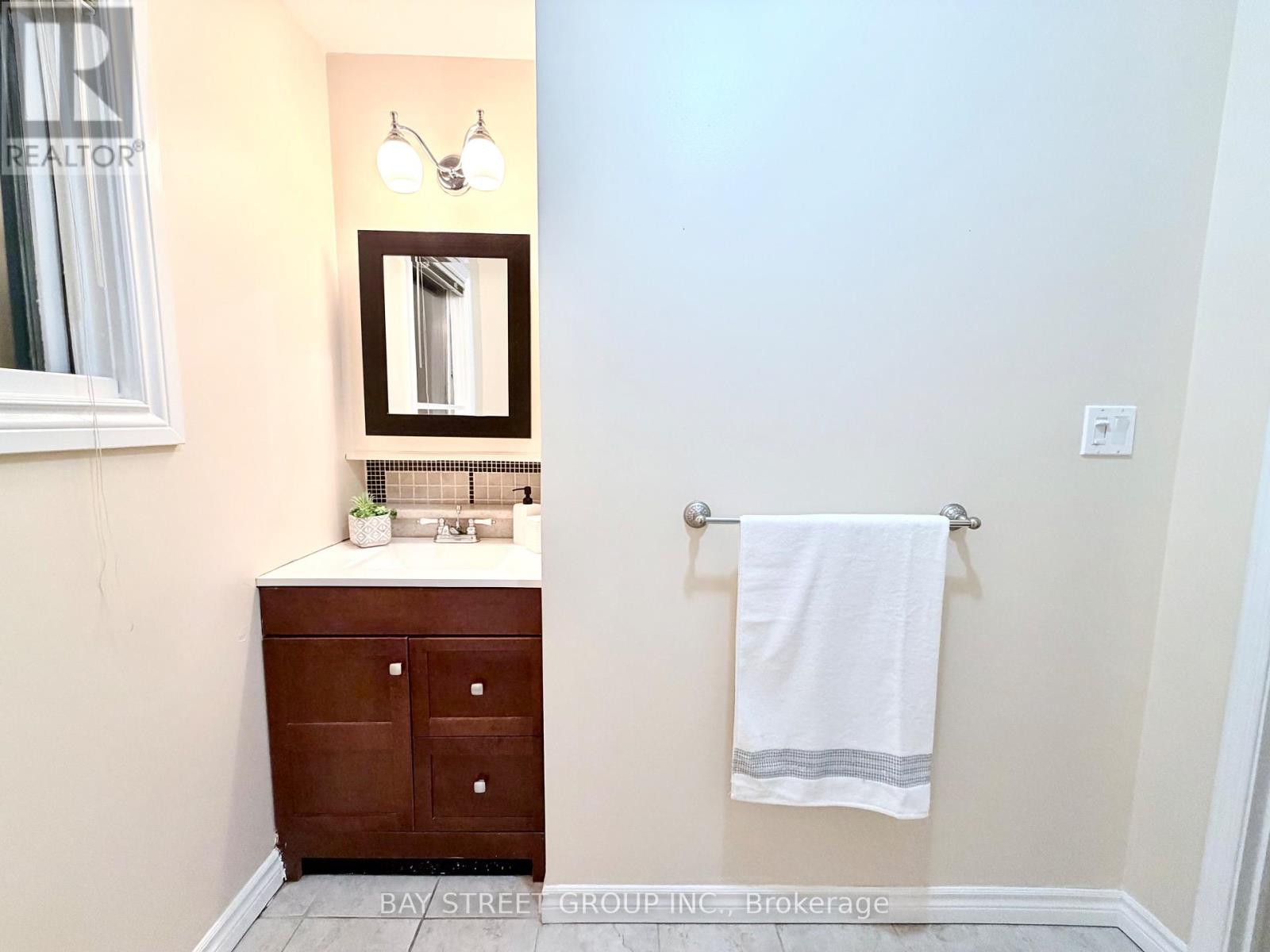 26 Kew Gardens Property Photo 32