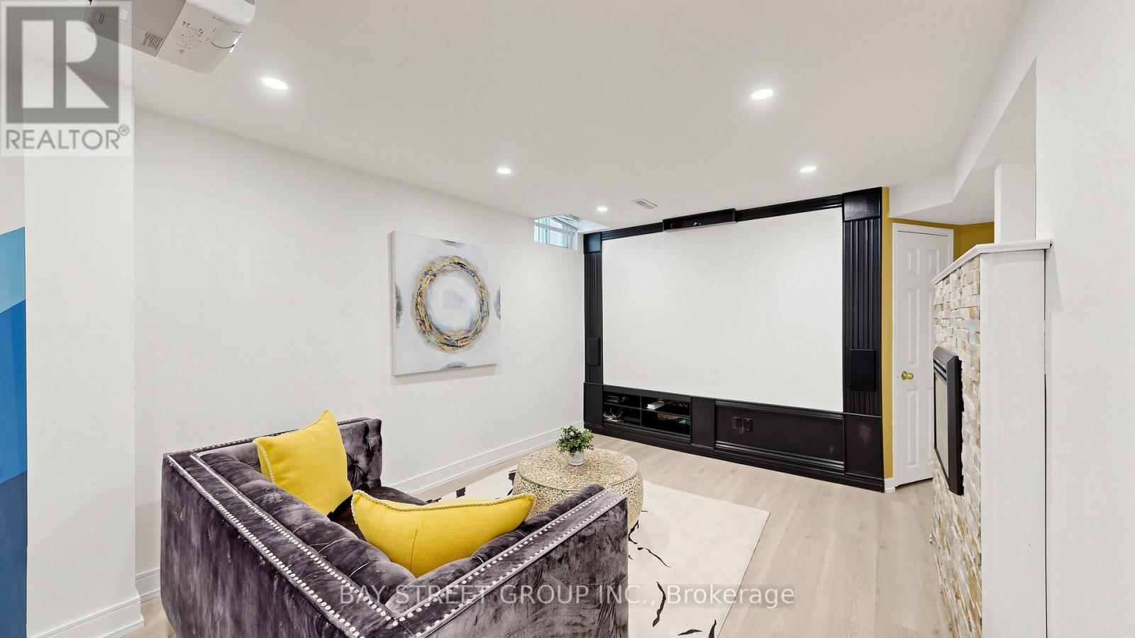 26 Kew Gardens Property Photo 35