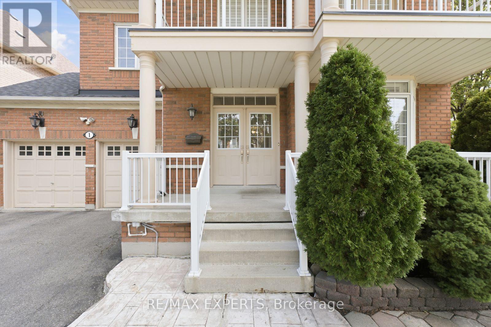 1 Cetona Avenue Property Photo 4