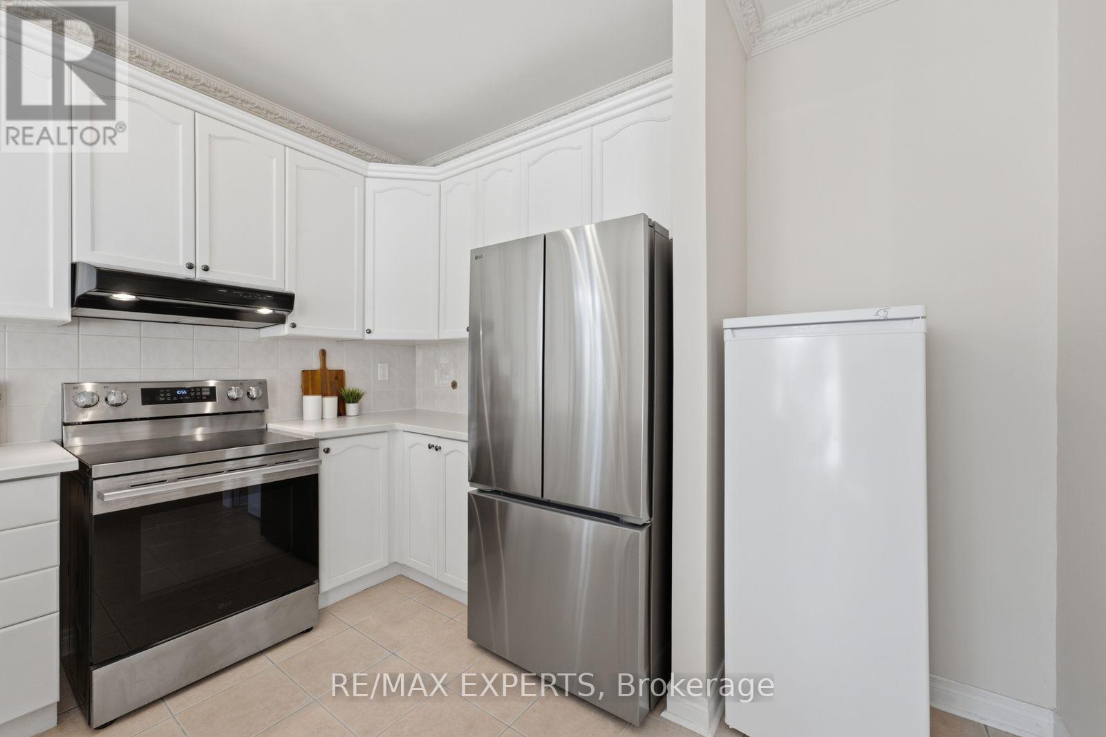 1 Cetona Avenue Property Photo 18