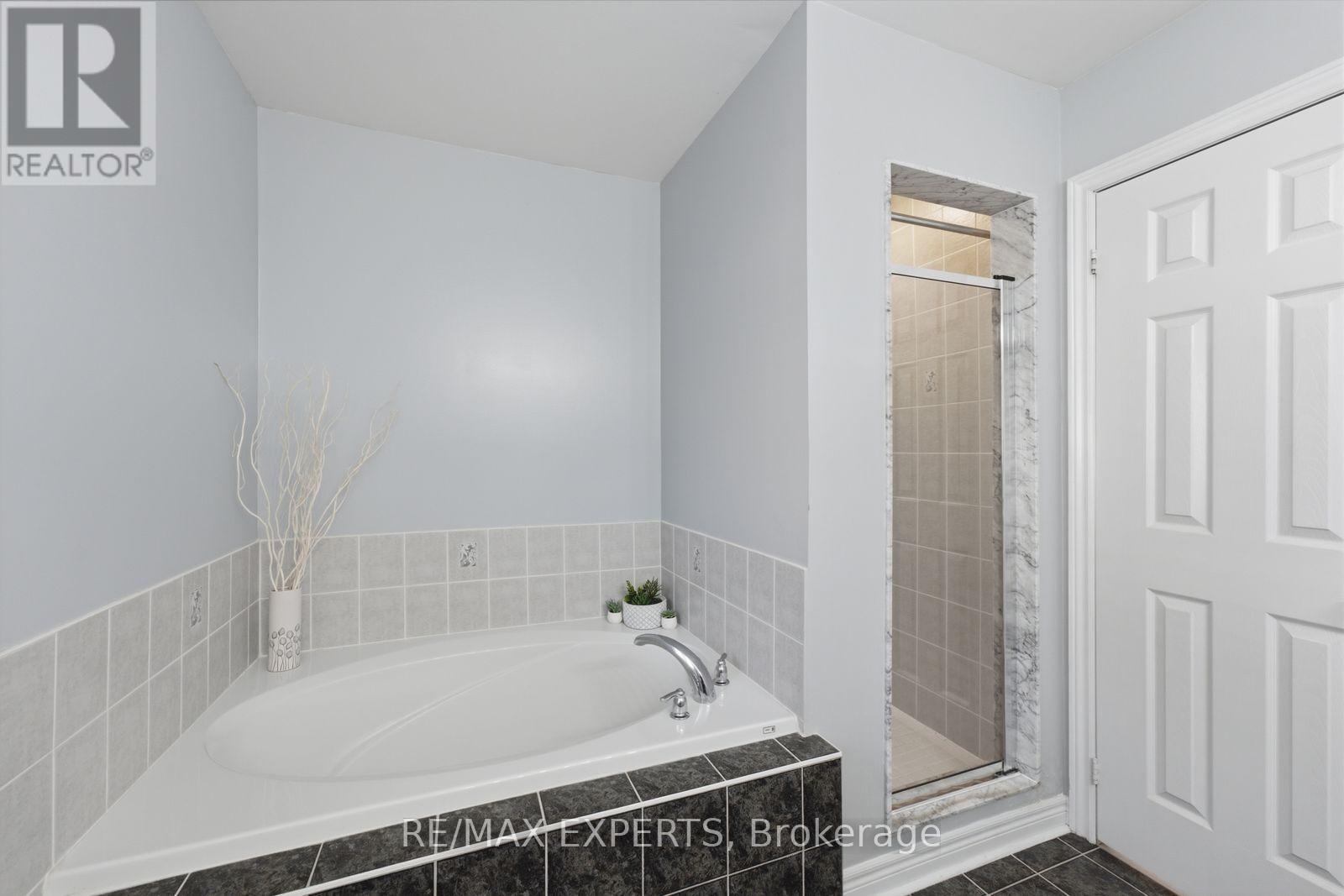 1 Cetona Avenue Property Photo 27