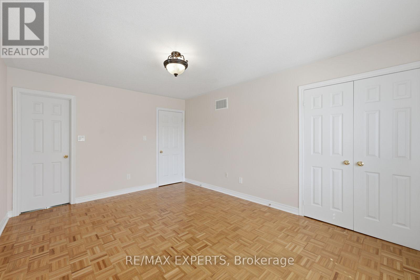 1 Cetona Avenue Property Photo 32