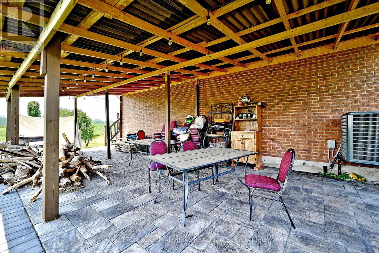 7205 19th Side Road Property Photo 41