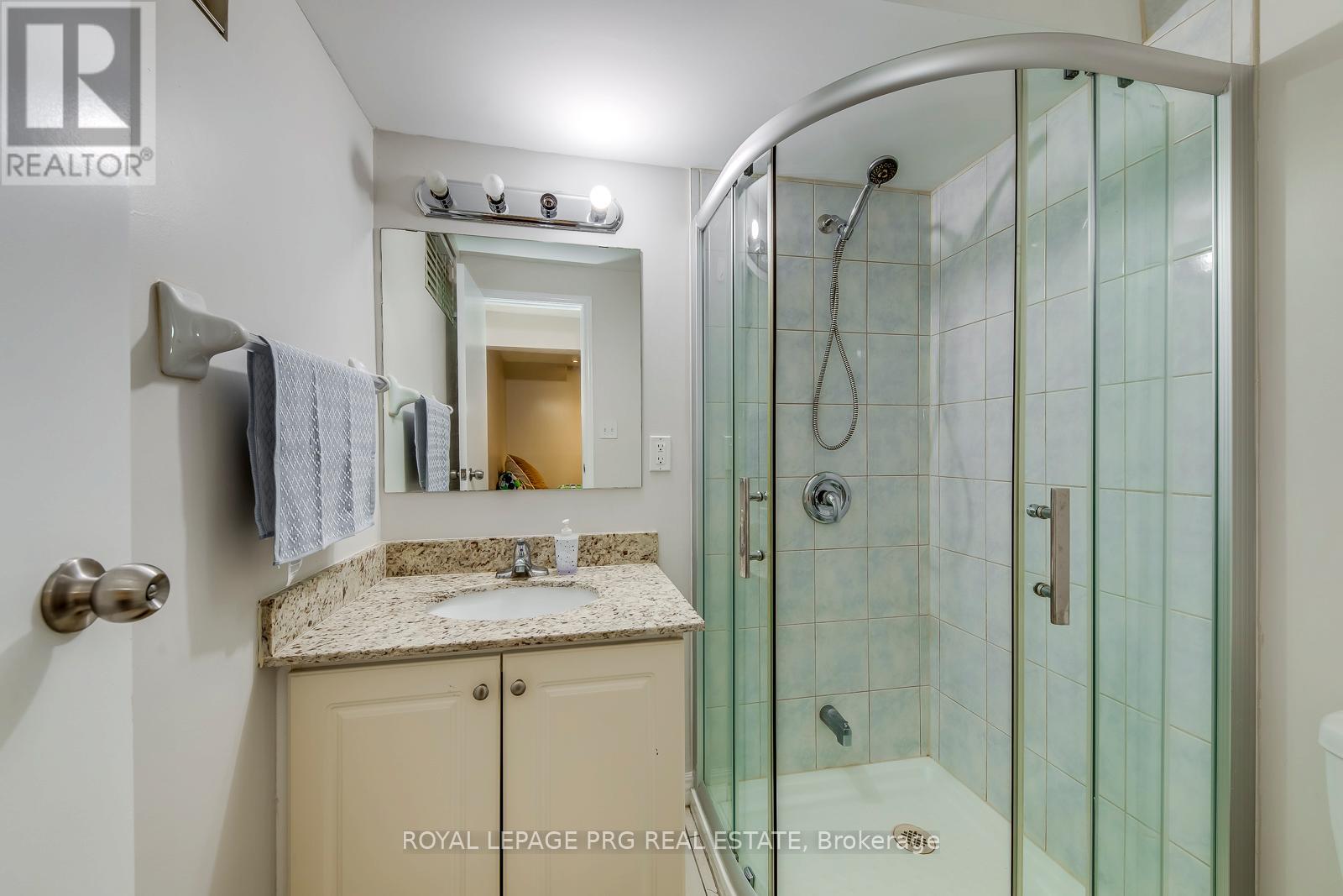 17 New Port Way Property Photo 30