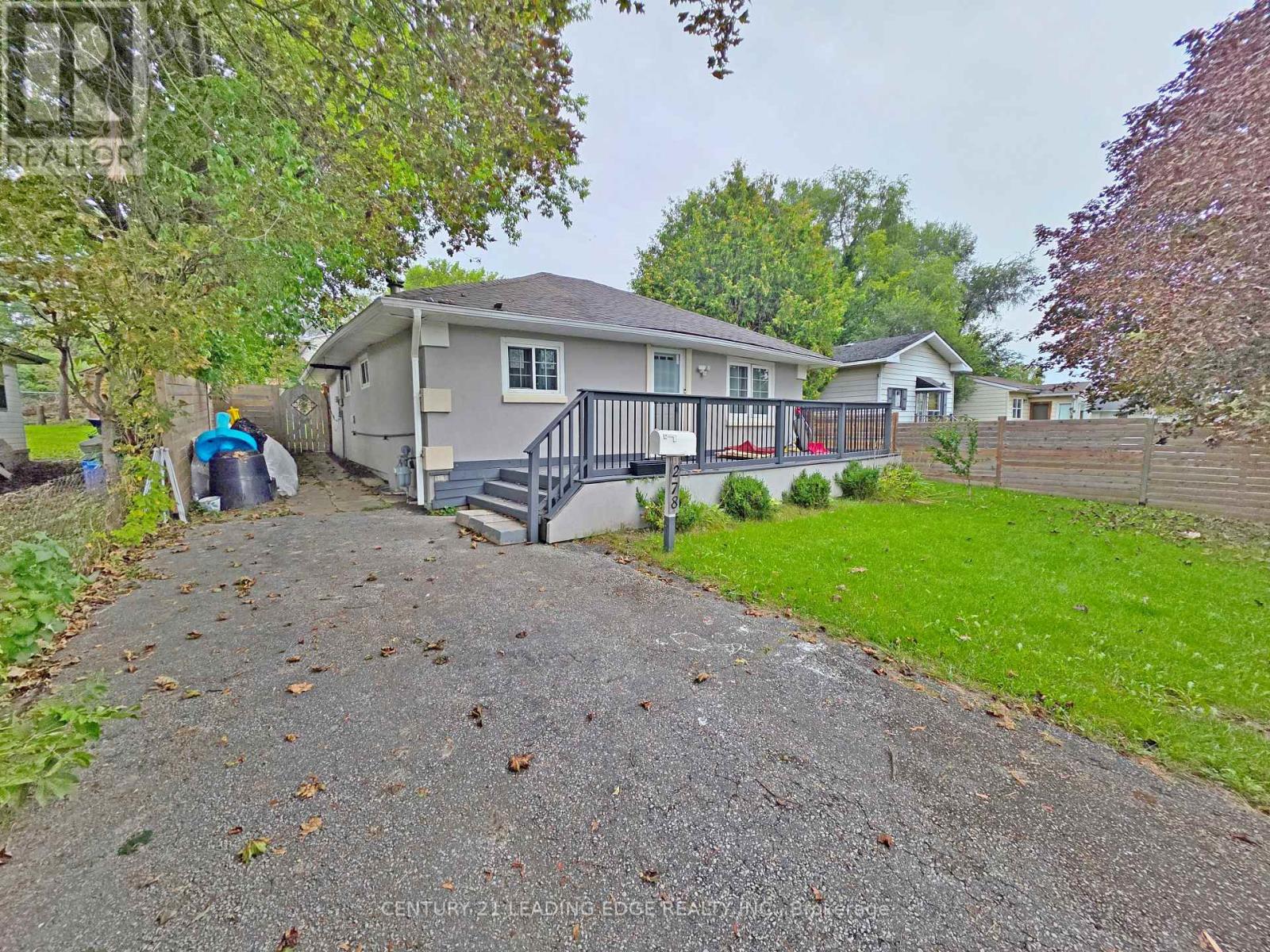 278 Pasadena Drive Property Photo 1