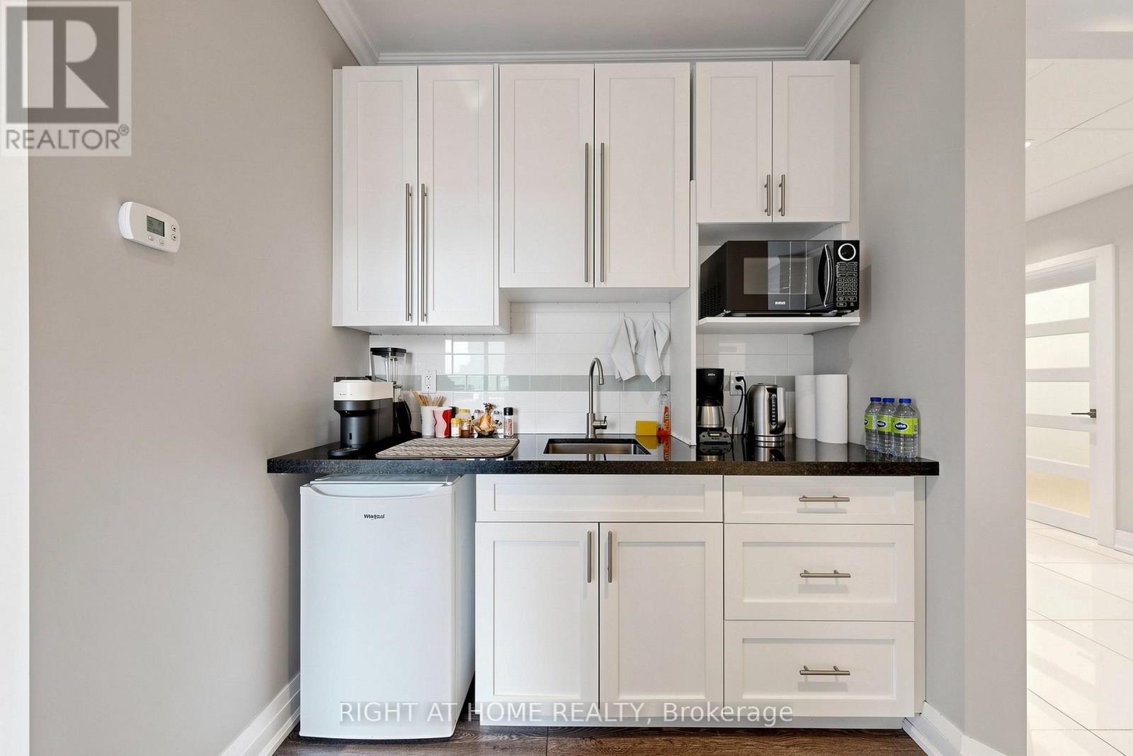 306 - 10376 Yonge Street N Property Photo 13