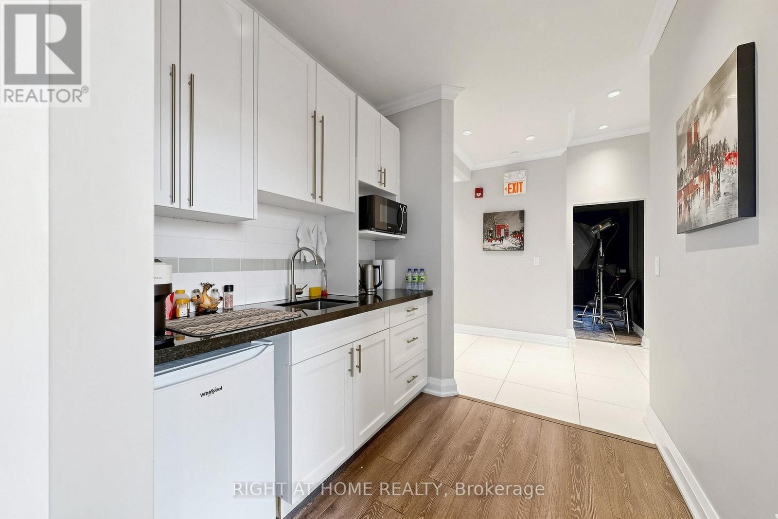 306 - 10376 Yonge Street N Property Photo 14
