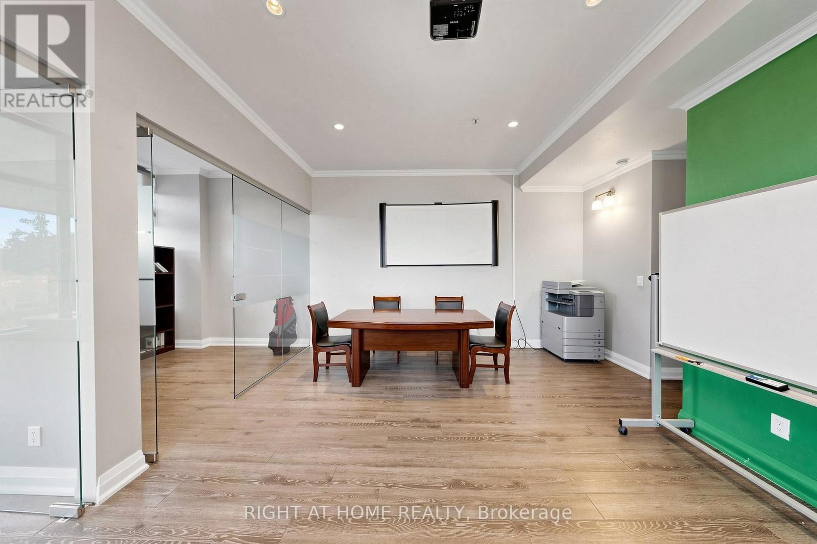 306 - 10376 Yonge Street N Property Photo 25
