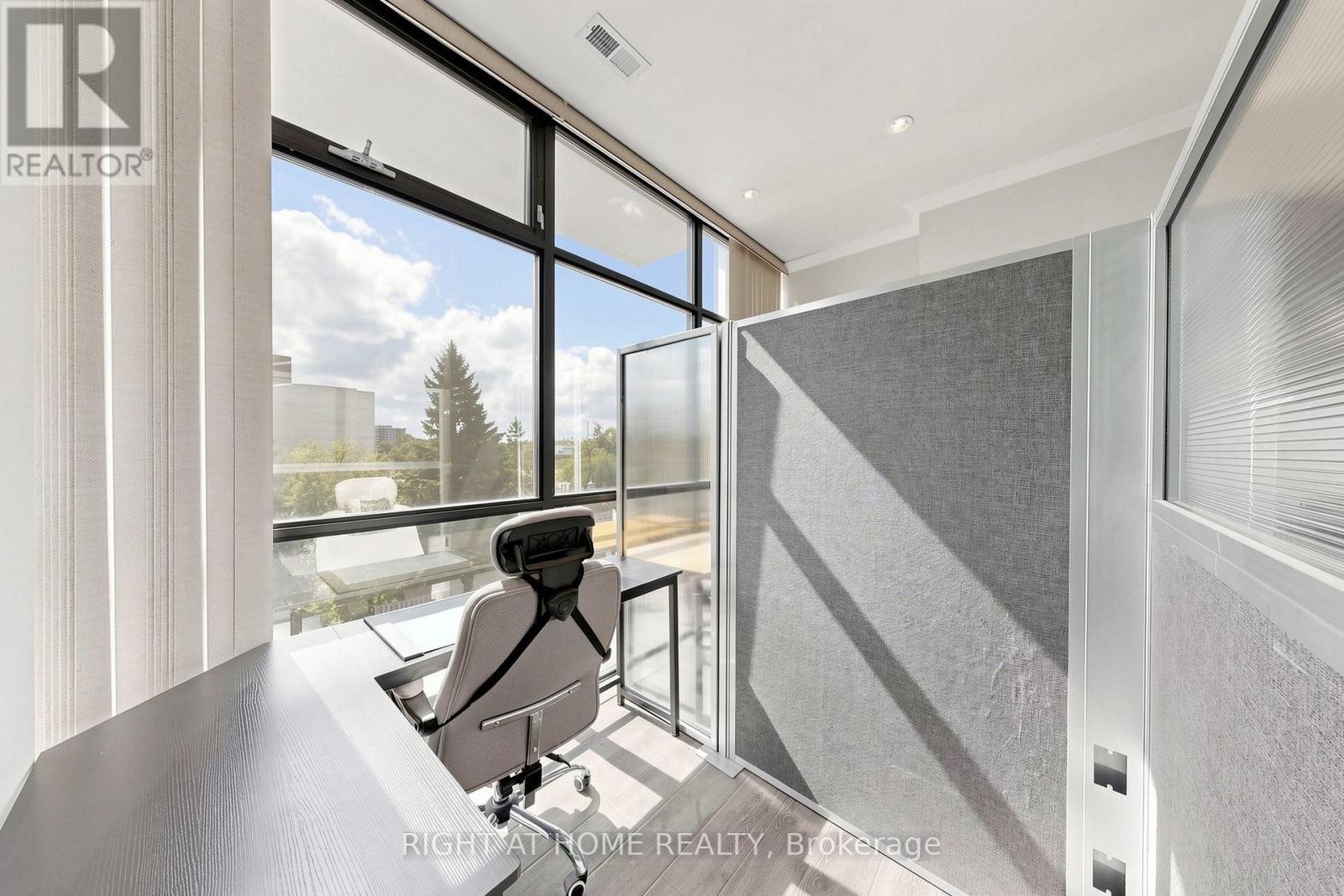306 - 10376 Yonge Street N Property Photo 26