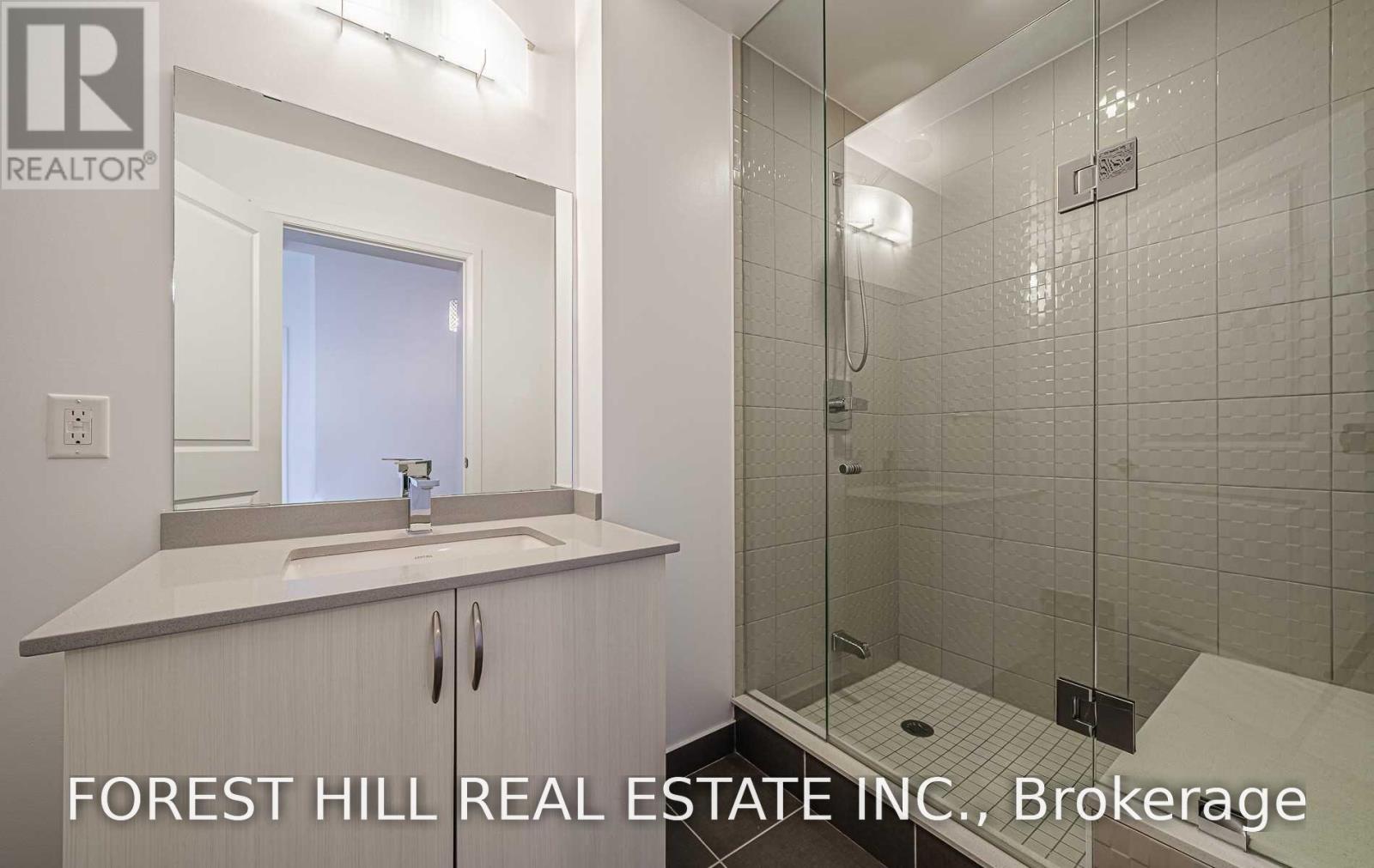 611 - 7890 Bathurst Street Property Photo 24