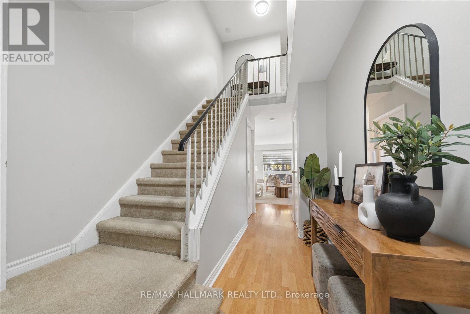69 - 39 Camelot Way Property Photo 4