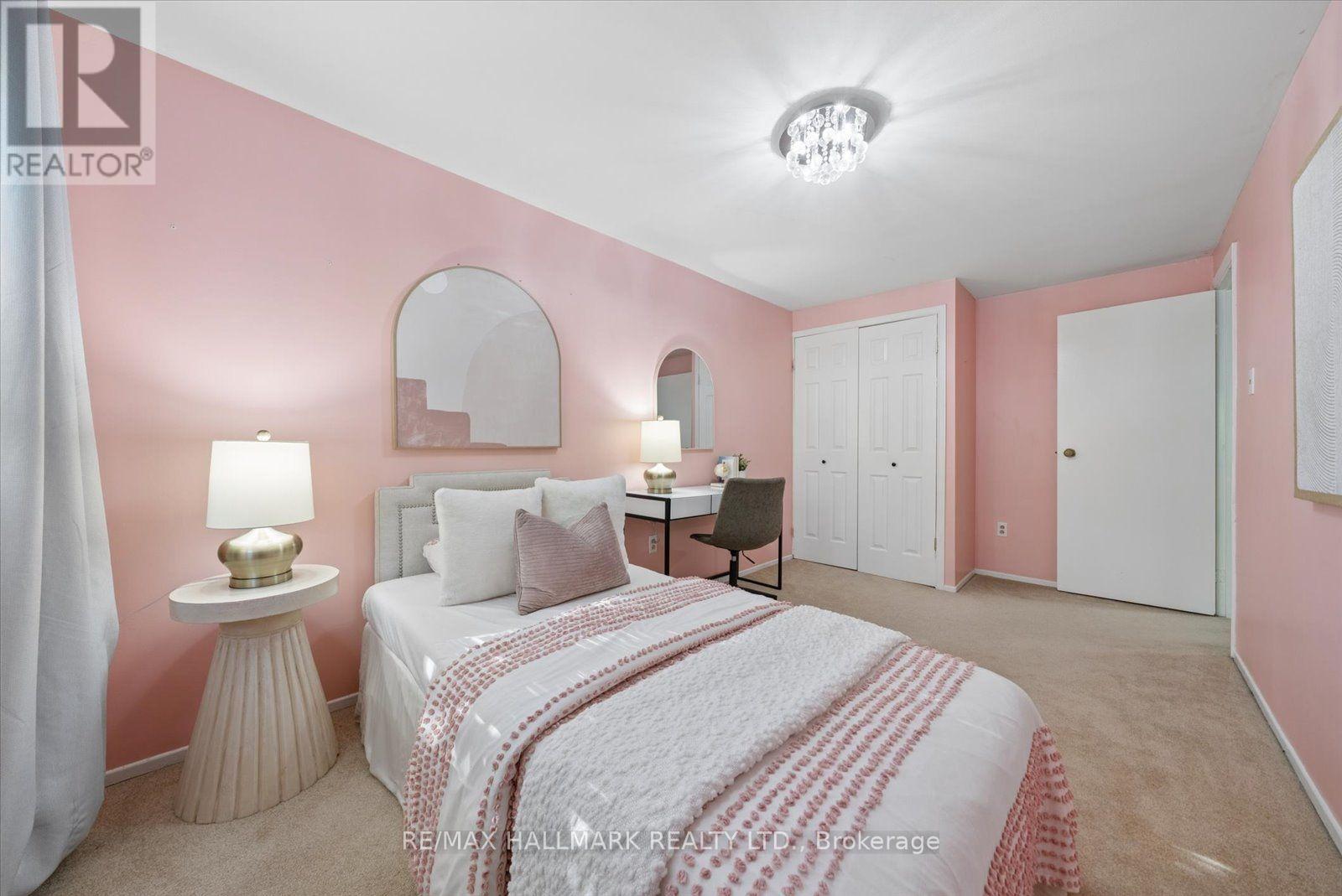 69 - 39 Camelot Way Property Photo 28