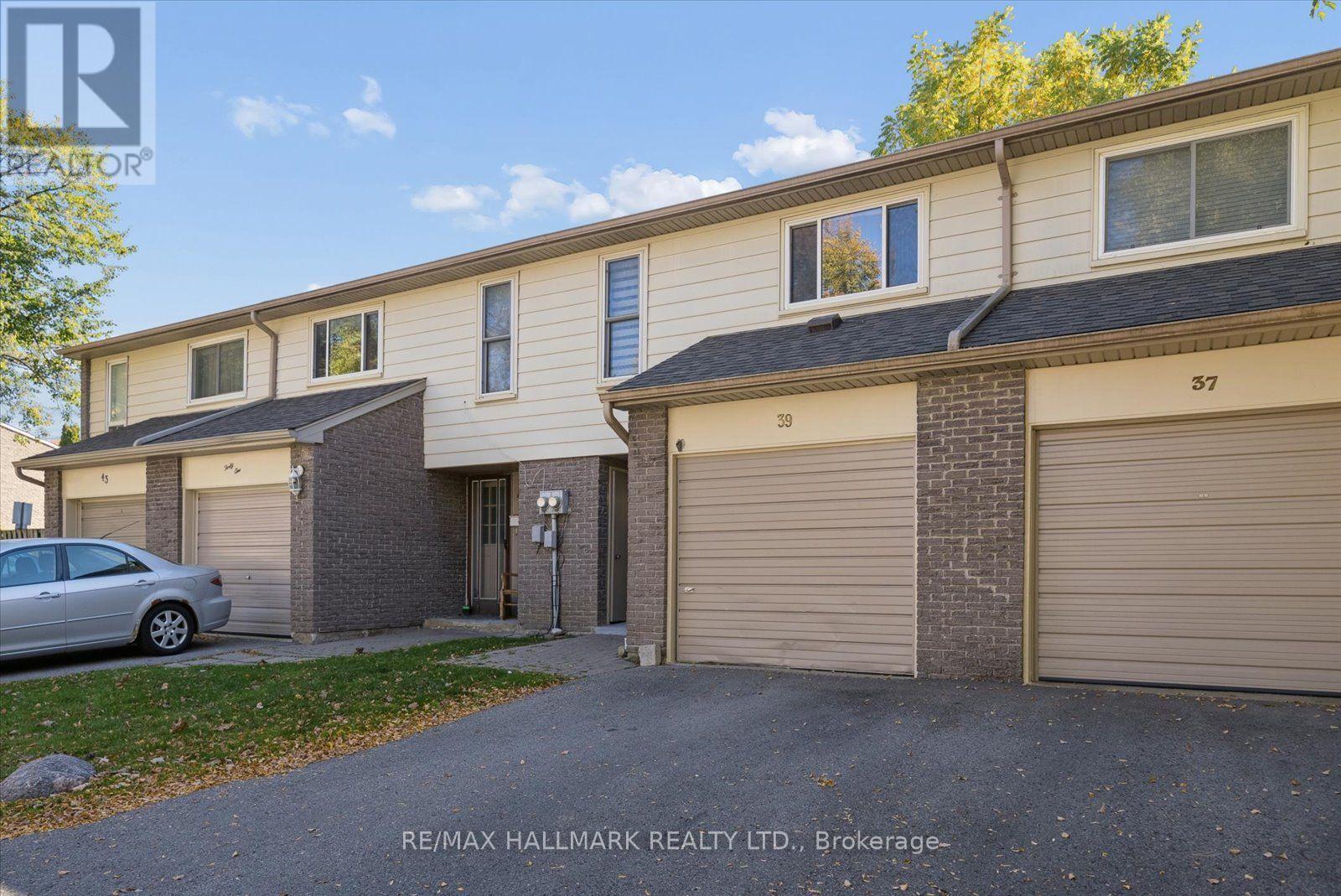69 - 39 Camelot Way Property Photo 35