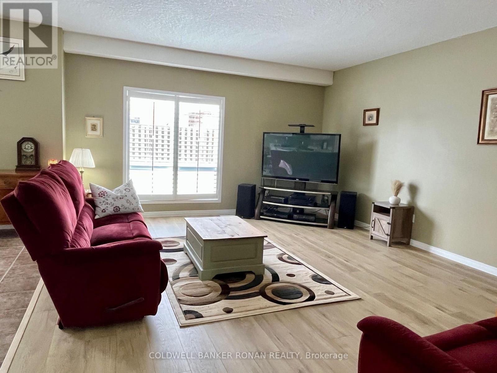 22 Chantler Road Property Photo 11