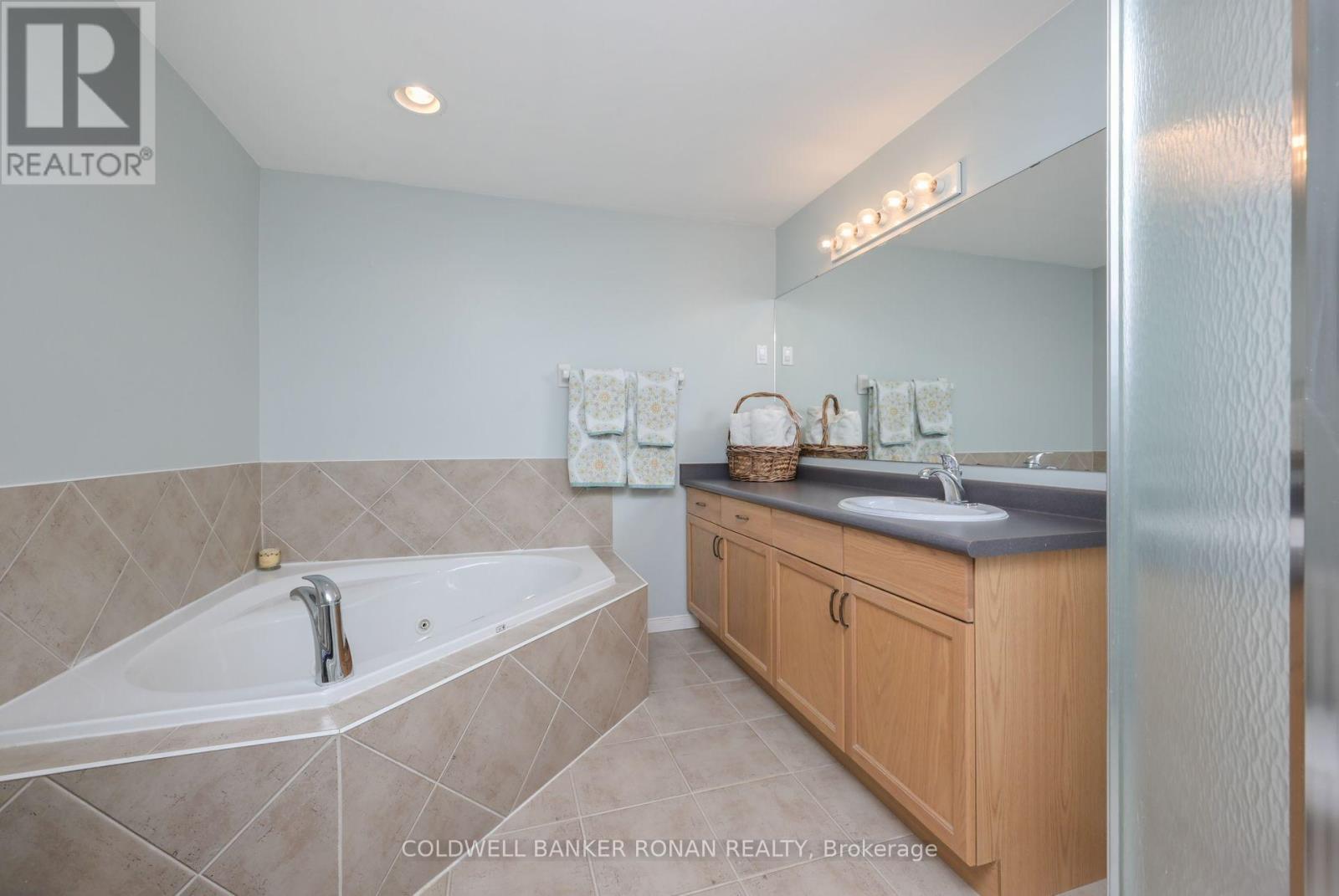 22 Chantler Road Property Photo 21