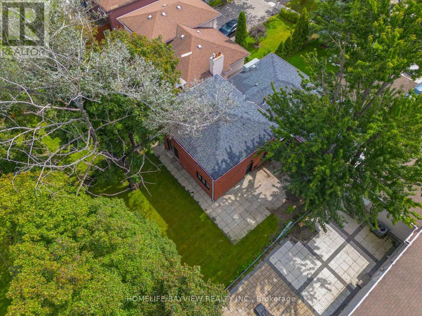 164 Steeles Avenue E Property Photo 36