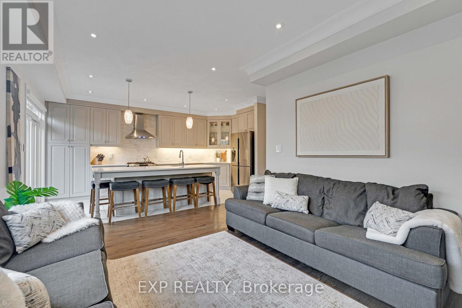 7 Kettle Valley Trail Property Photo 10