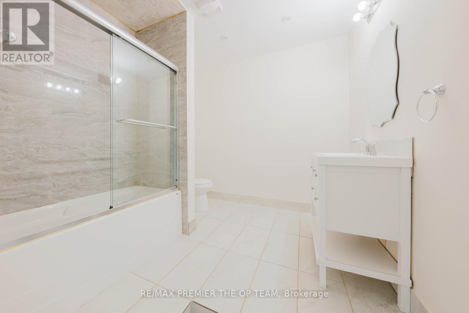 7930 Kipling Avenue Property Photo 10