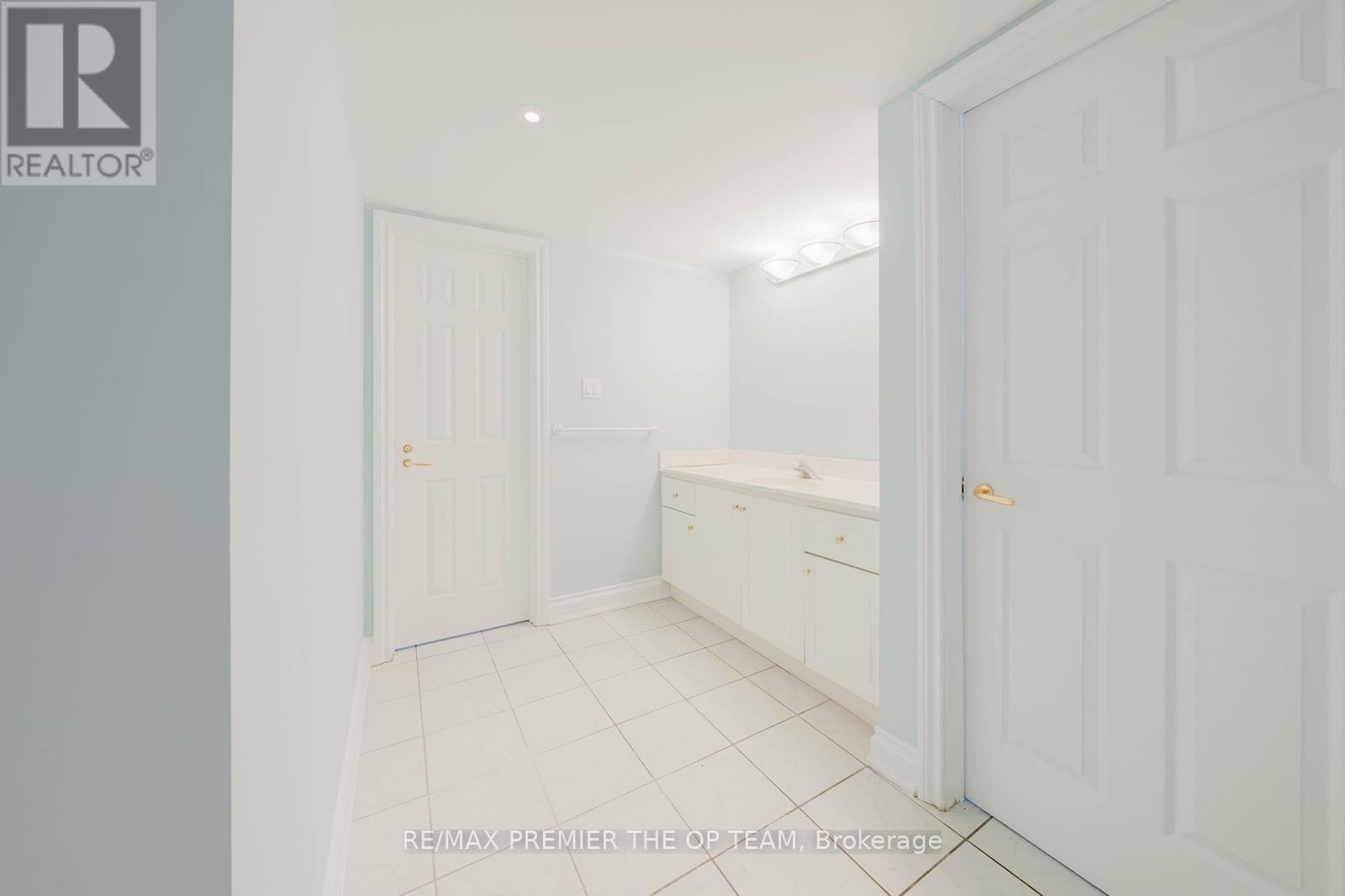 7930 Kipling Avenue Property Photo 25
