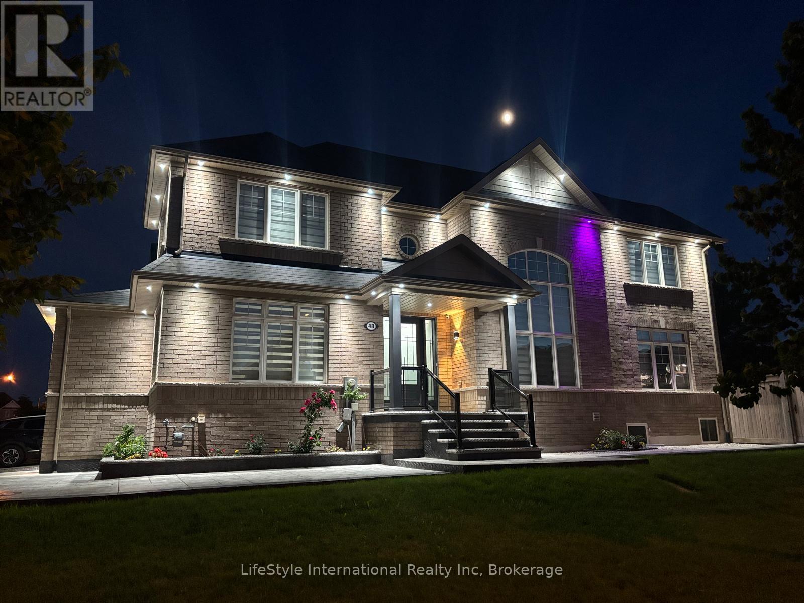 48 HAWKE CRESCENT Property Photo 1