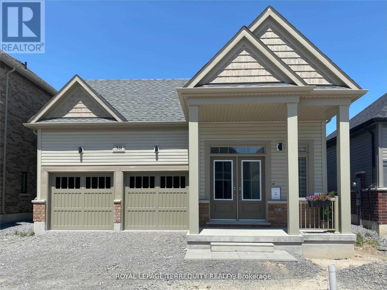 38 Pietrowski Drive Property Photo 1