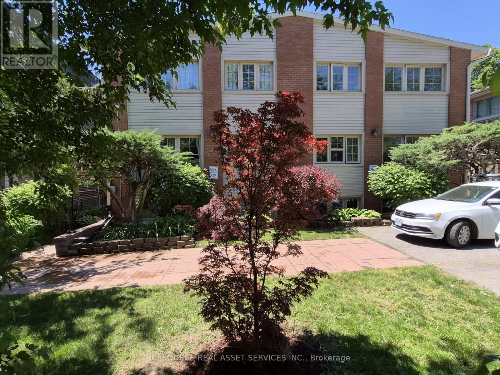 122 LUCAS STREET