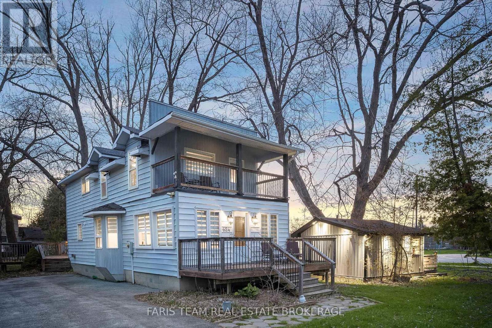 687 INNISFIL BEACH ROAD Property Photo 1