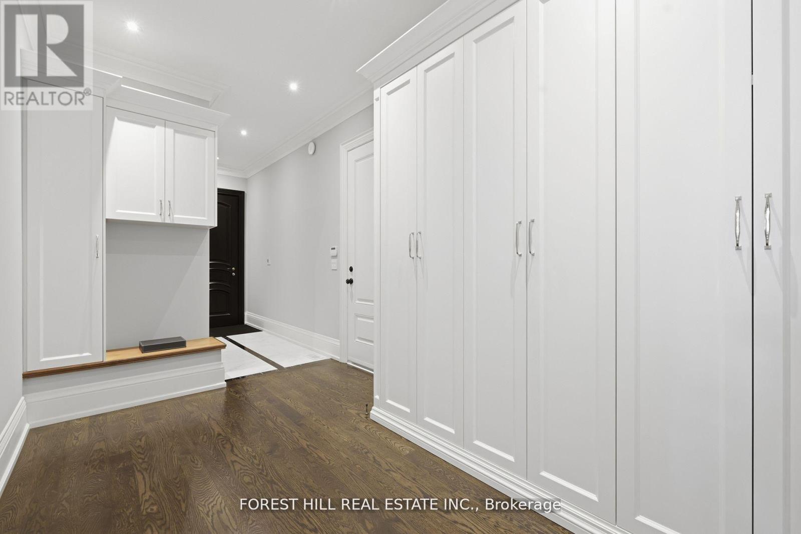 39 Patricia Drive E Property Photo 23
