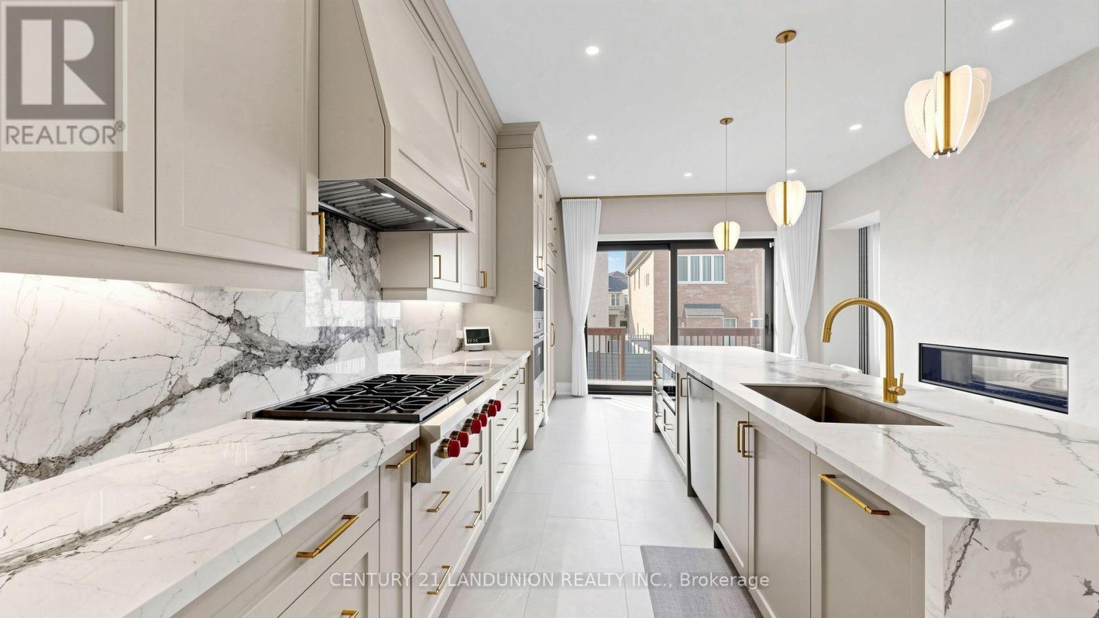 51 Meteorite Street Property Photo 7