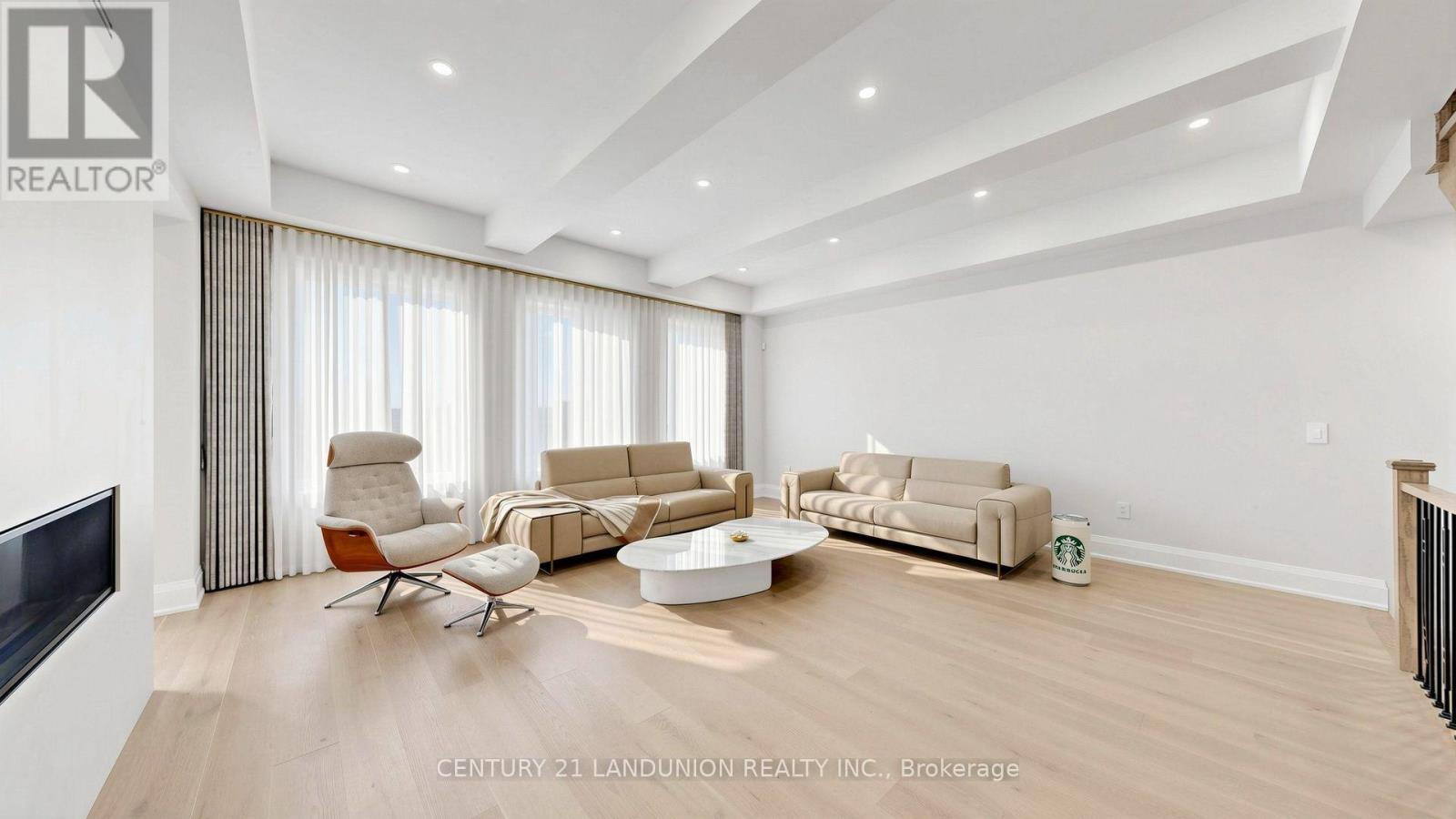 51 Meteorite Street Property Photo 13