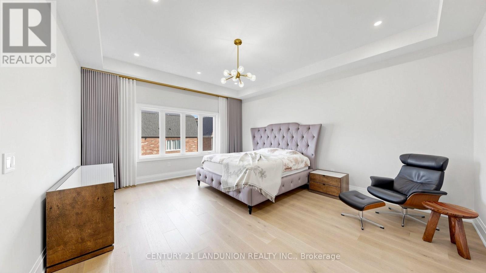 51 Meteorite Street Property Photo 17