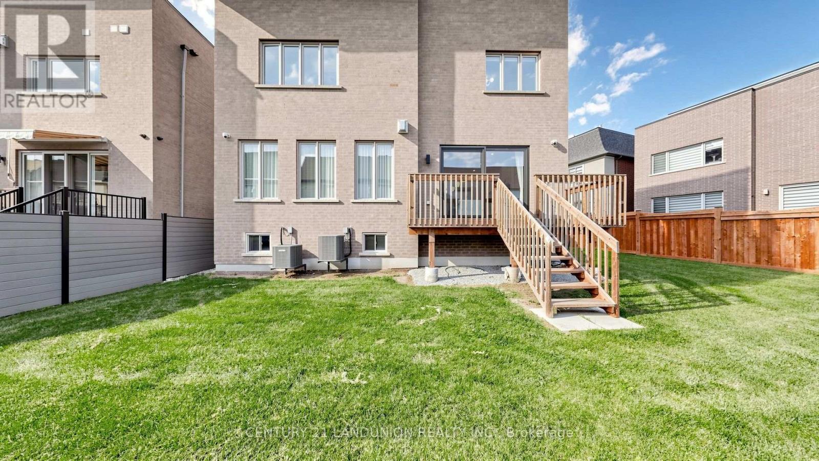 51 Meteorite Street Property Photo 45