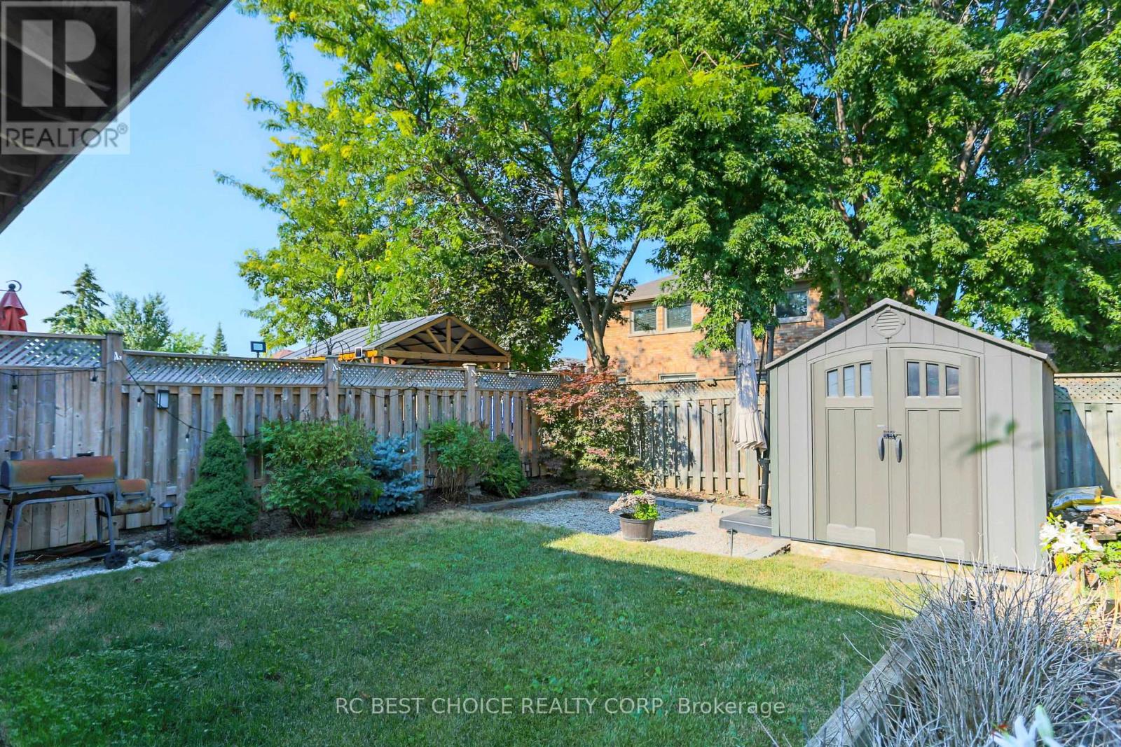 68 Carron Avenue Property Photo 23