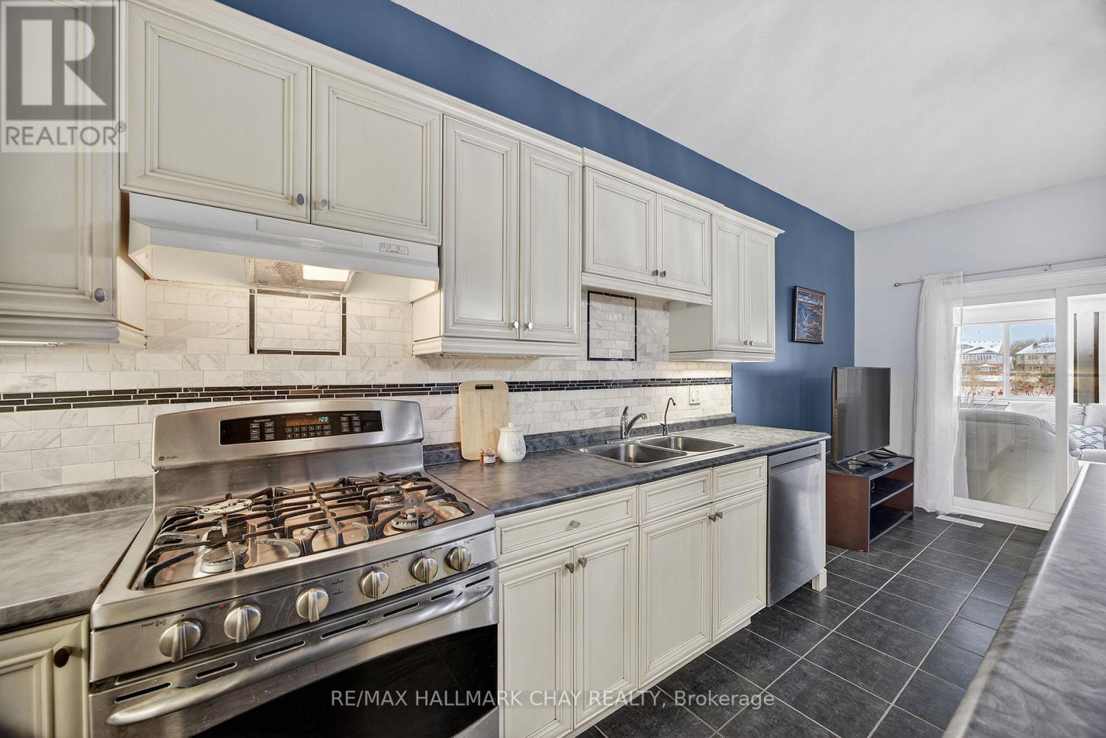 60 Brownley Lane Property Photo 17