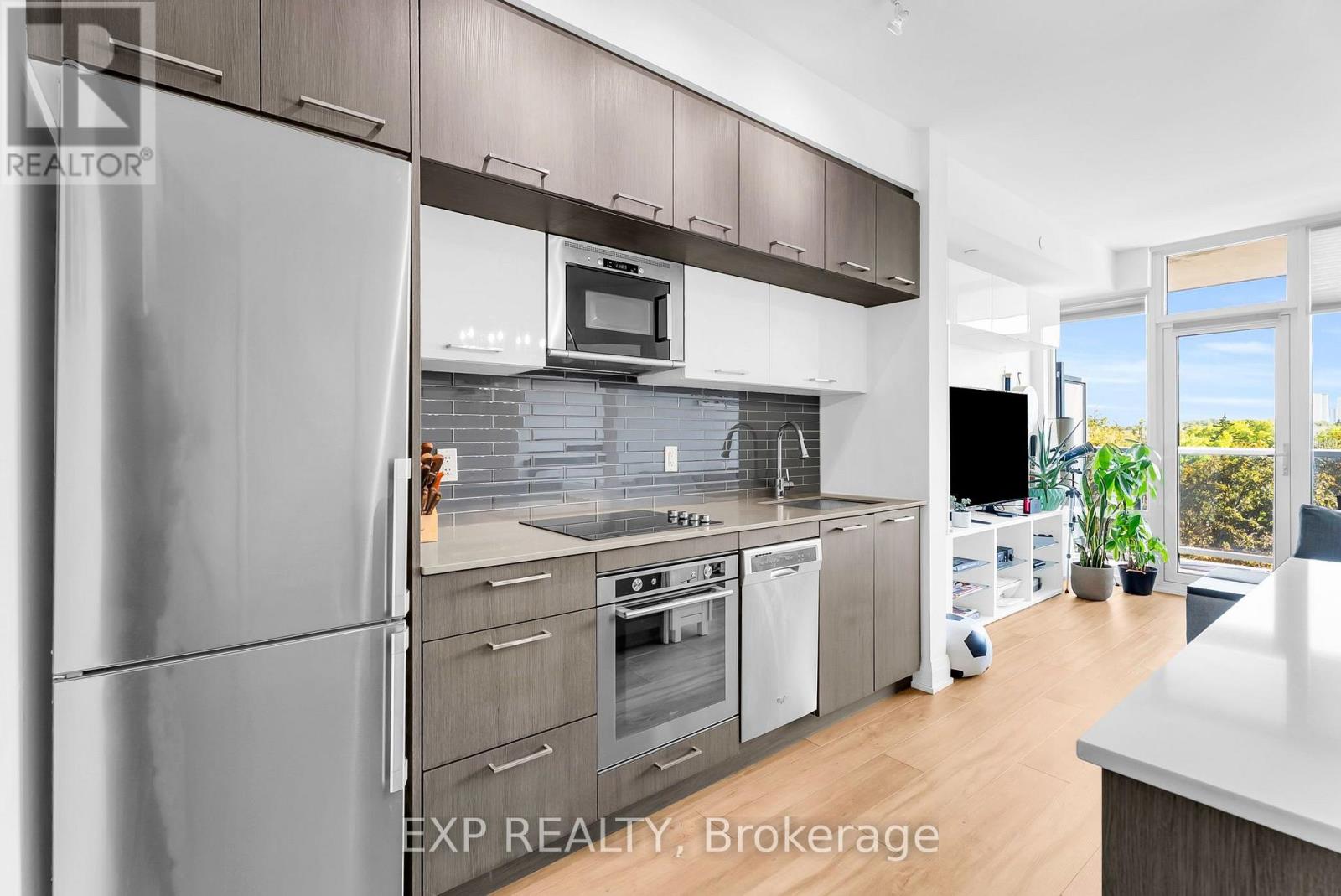 421 - 4800 Highway 7 Property Photo 11