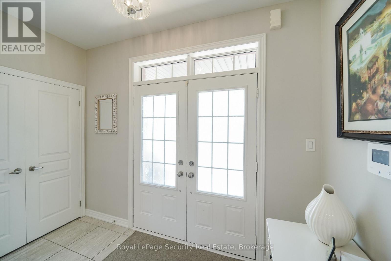 77 Pierce Place Property Photo 5