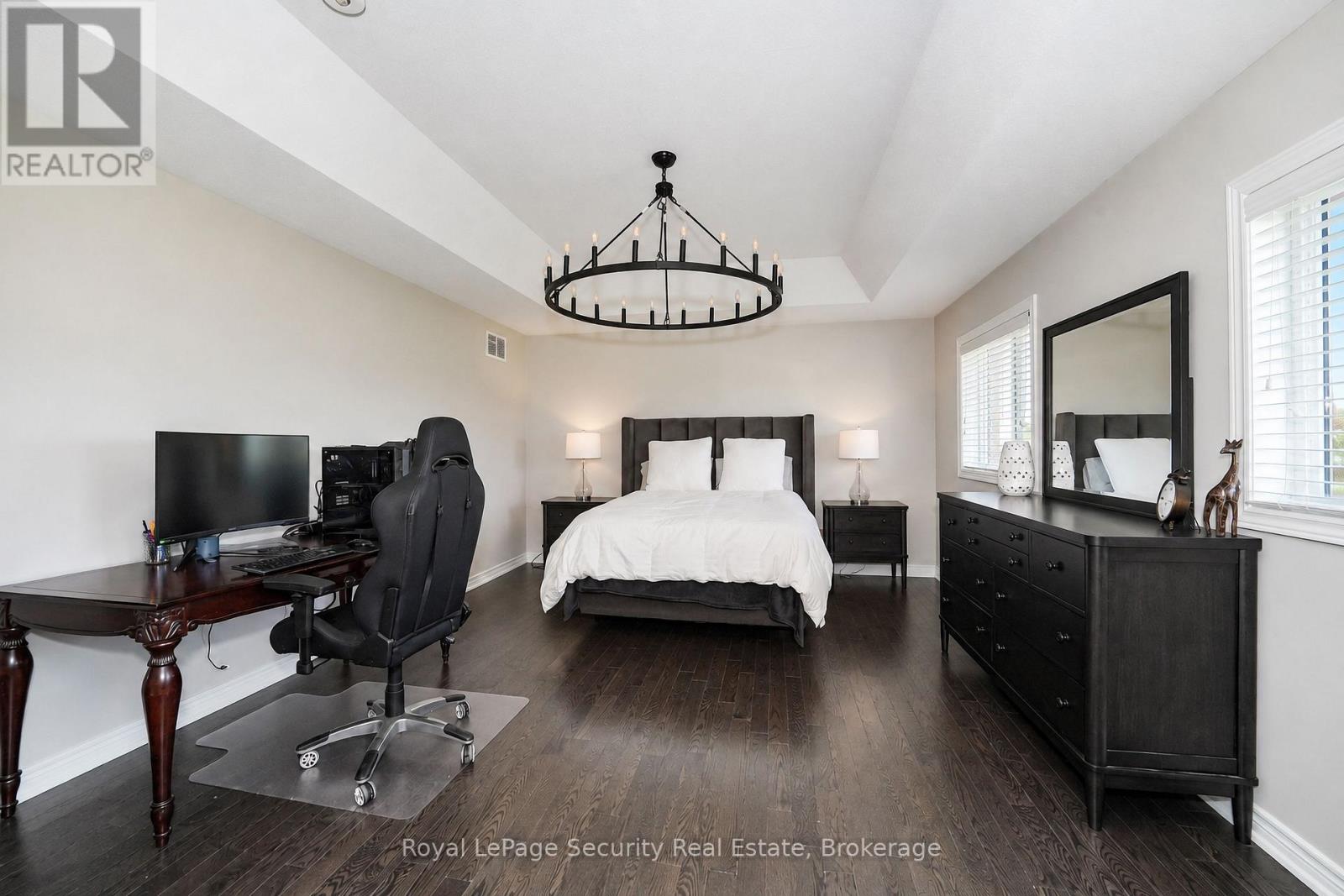 77 Pierce Place Property Photo 16
