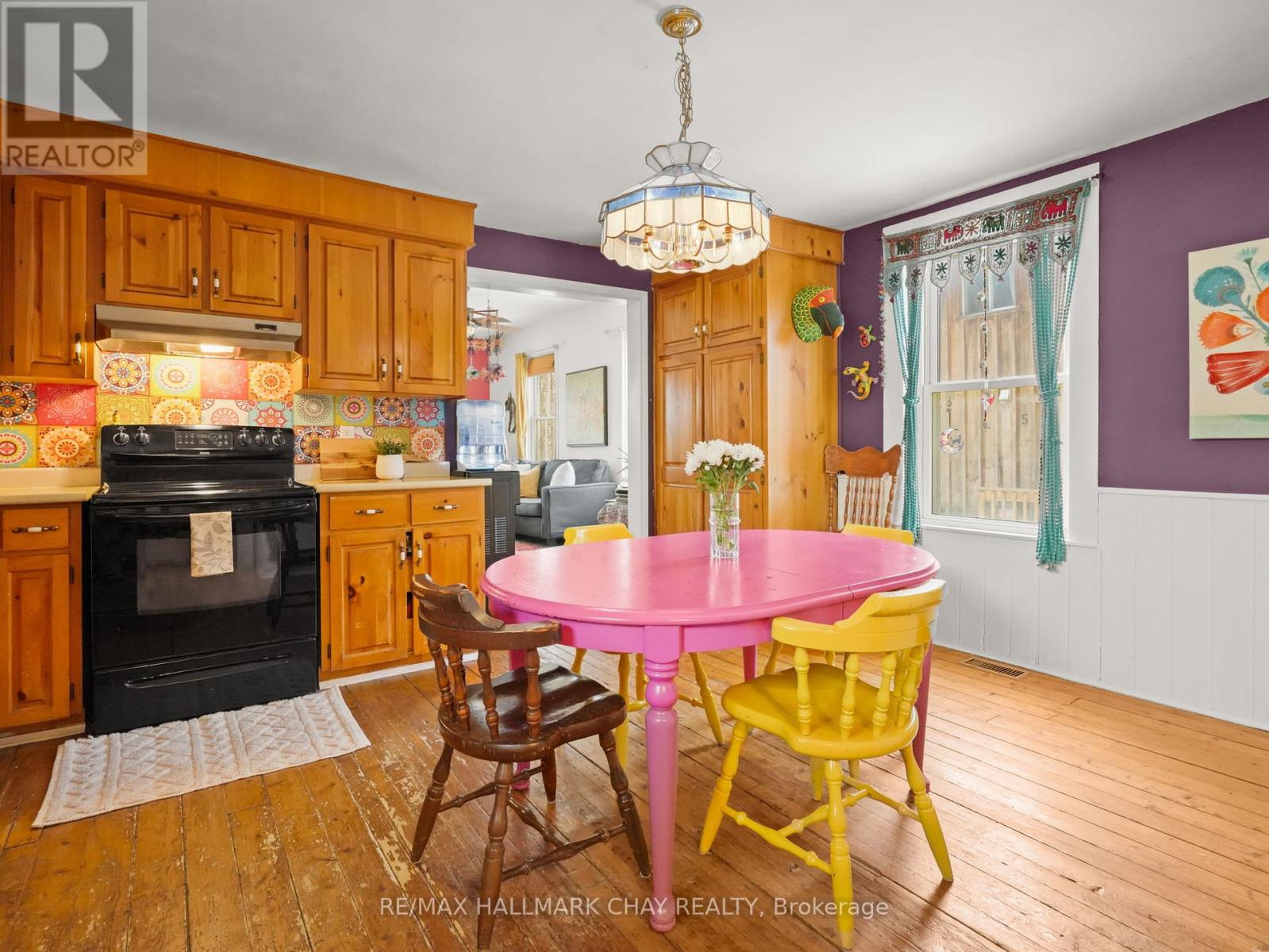 8116 Main Street Property Photo 7