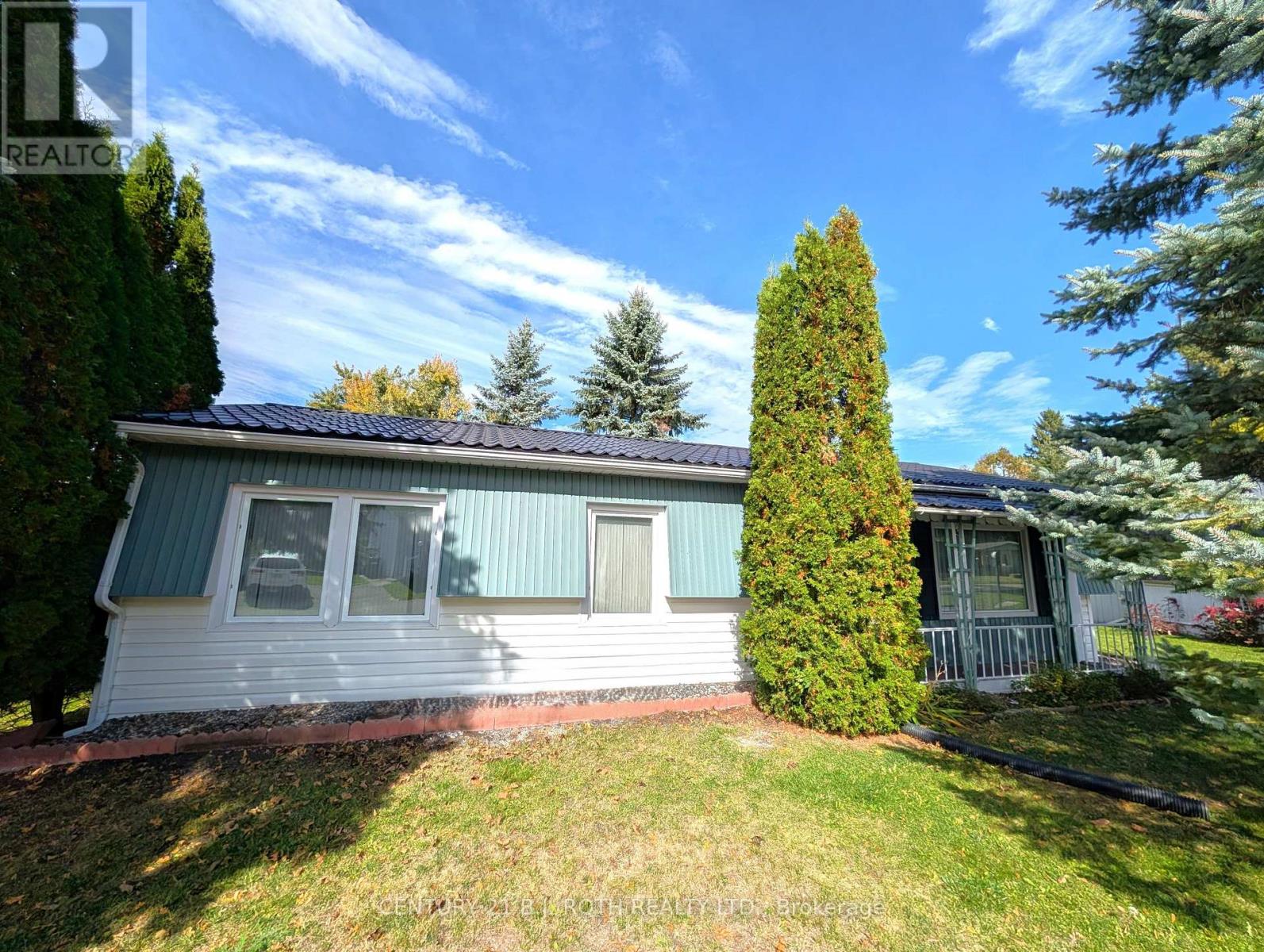 66 LINDEN LANE Property Photo 1