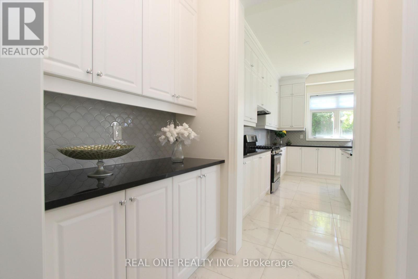 108 Silk Twist Drive Property Photo 10