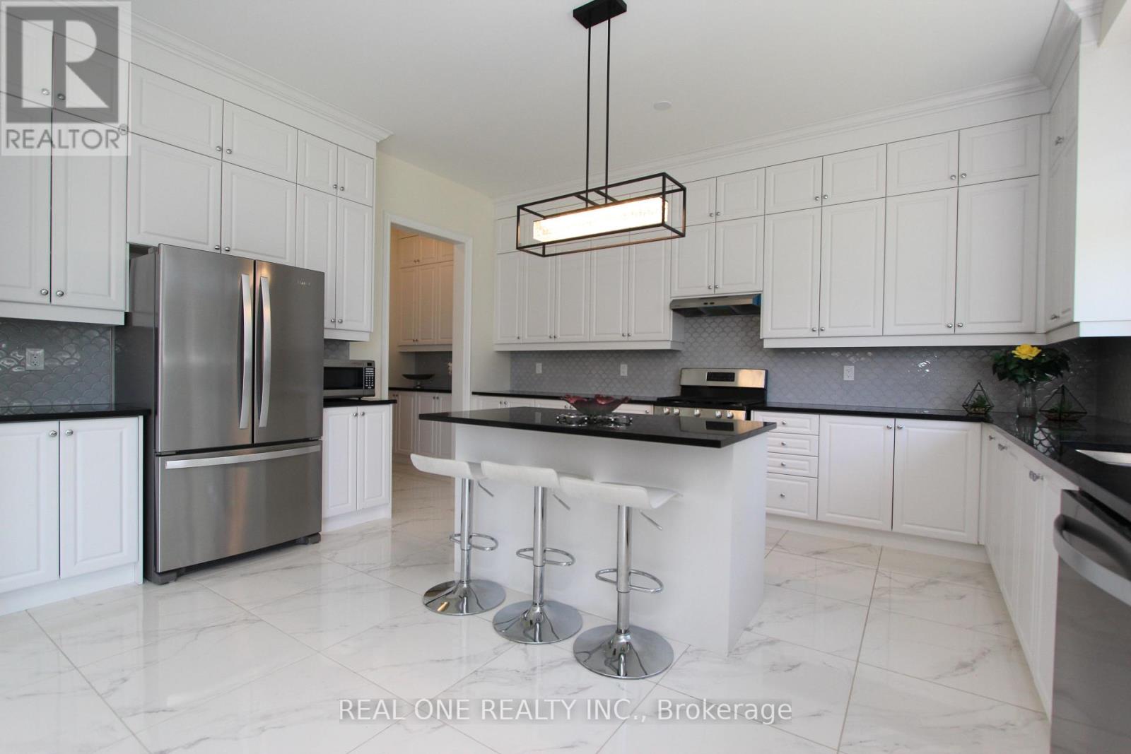 108 Silk Twist Drive Property Photo 12