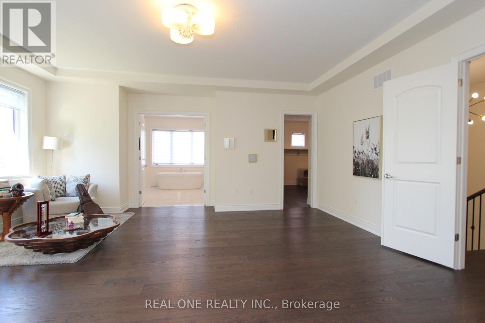 108 Silk Twist Drive Property Photo 17