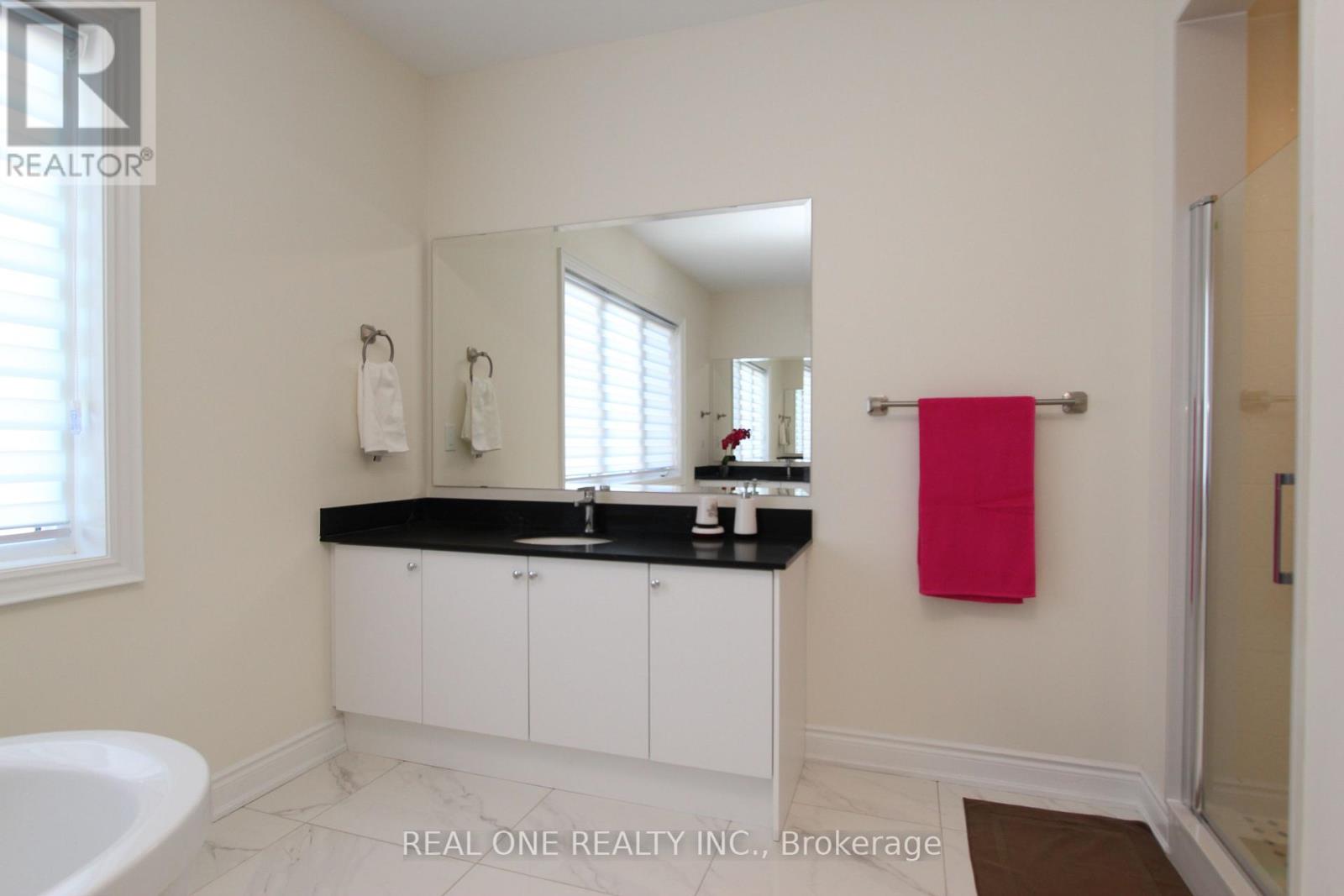 108 Silk Twist Drive Property Photo 21