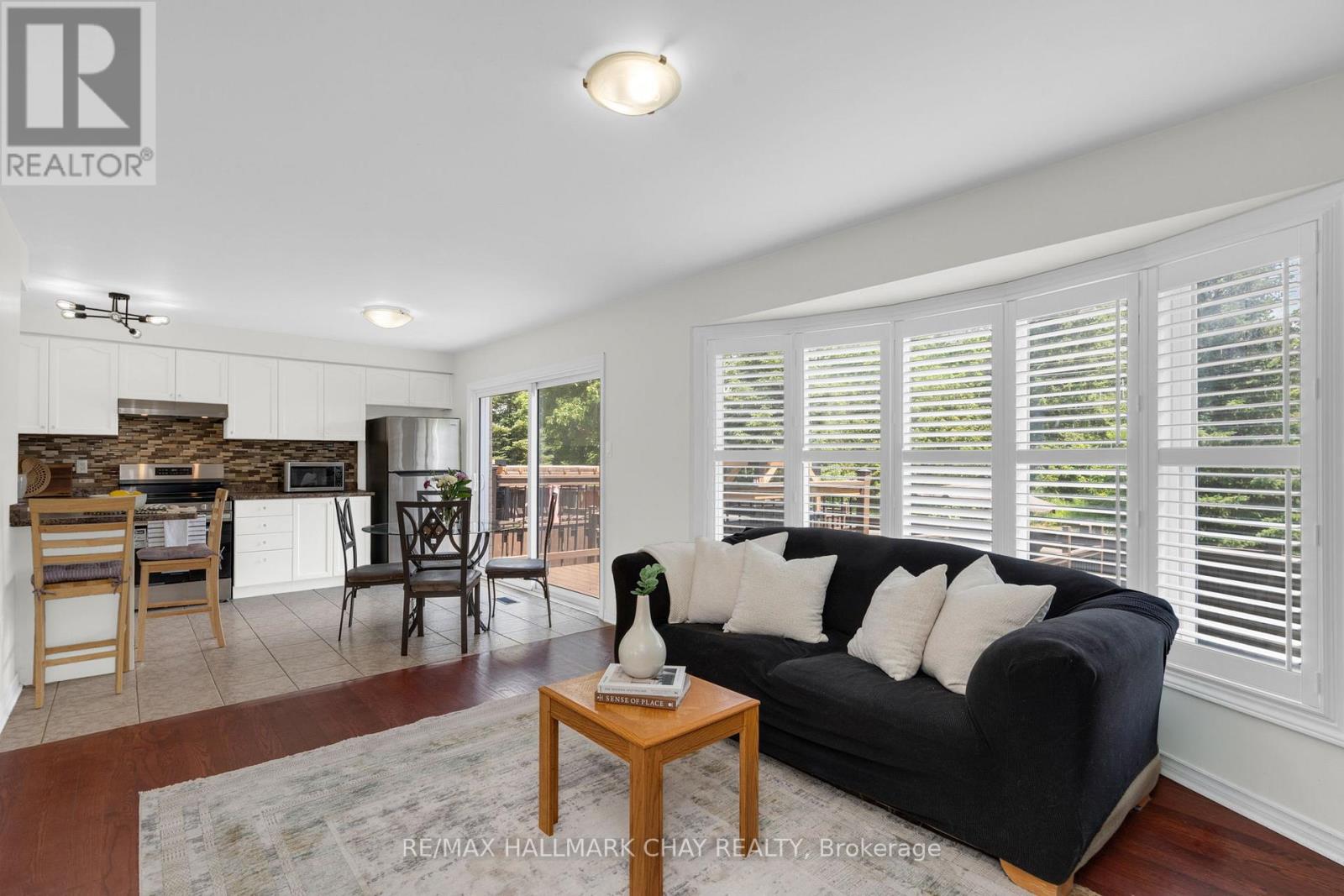 19 Callander Crescent Property Photo 11