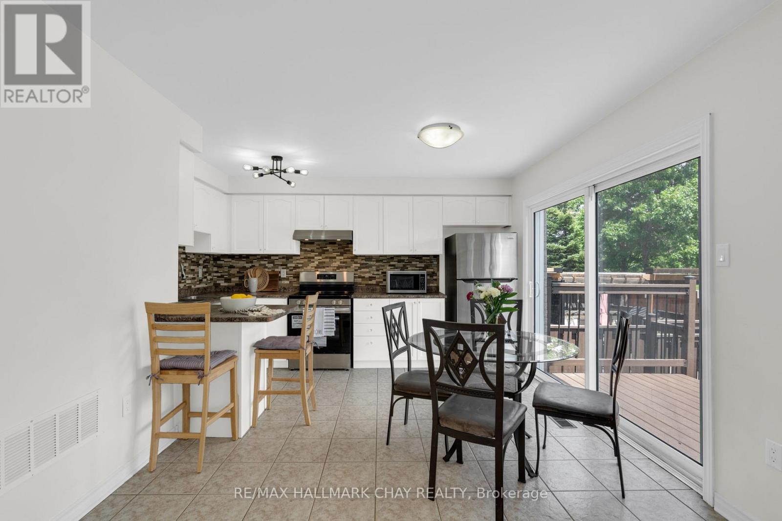 19 Callander Crescent Property Photo 14
