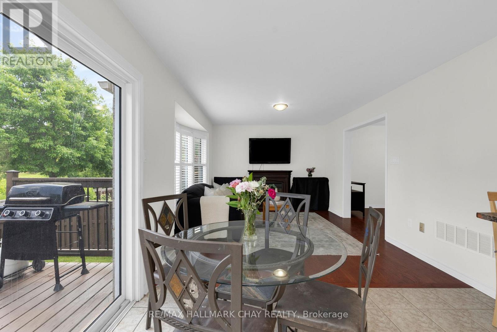19 Callander Crescent Property Photo 18