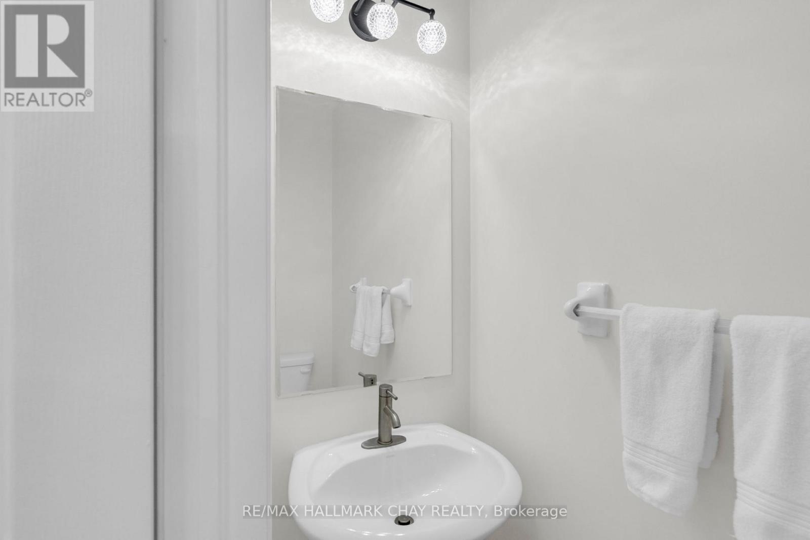 19 Callander Crescent Property Photo 19