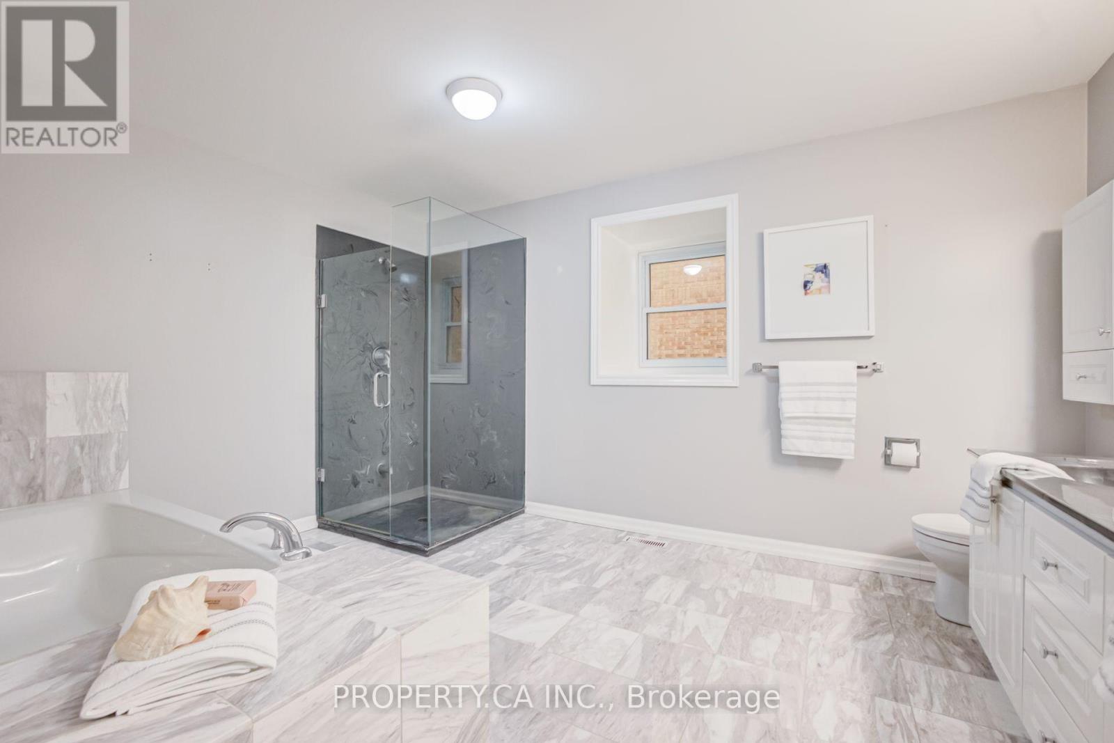 143 Cambridge Crescent Property Photo 20